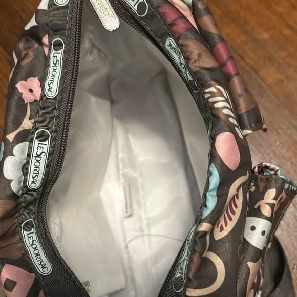 LeSportsac crossbody nylon purse bag - Picture 3 of 15